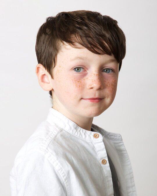 Leo Earley is an Irish child actor who portrays Seamus Finnigan in the Harry Potter television series. He was also seen on the Late Late Toy Show.